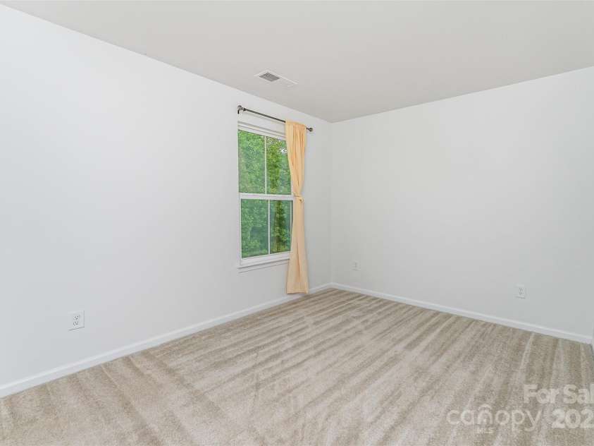 6726 Carradale Way, Charlotte, NC 28278.  MLS# CAR4261186, YatesRealty ID 22533. 