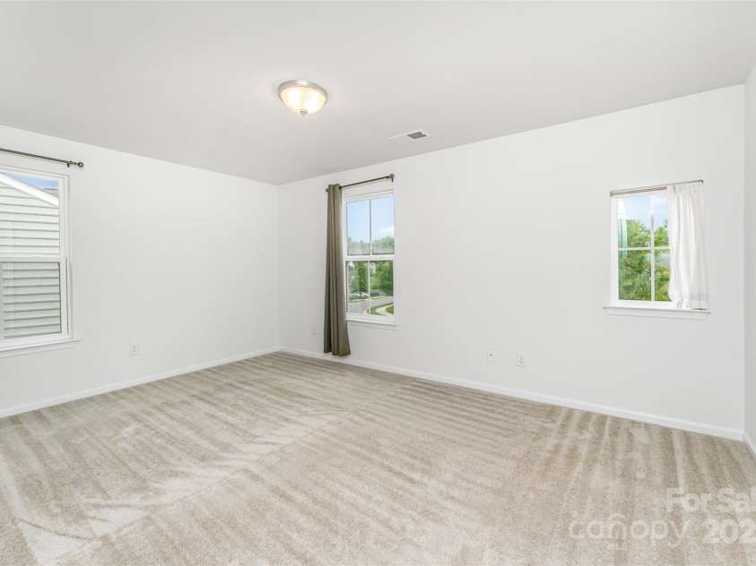 6726 Carradale Way, Charlotte, NC 28278.  MLS# CAR4261186, YatesRealty ID 22533. 