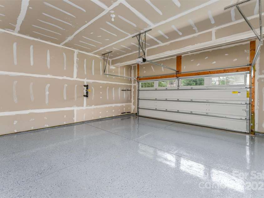 6726 Carradale Way, Charlotte, NC 28278.  MLS# CAR4261186, YatesRealty ID 22533. 