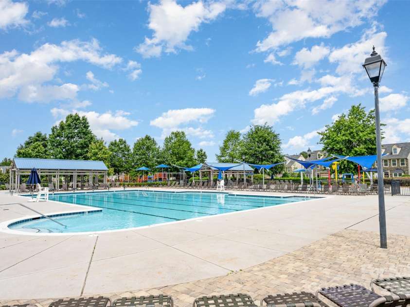 6726 Carradale Way, Charlotte, NC 28278.  MLS# CAR4261186, YatesRealty ID 22533. 