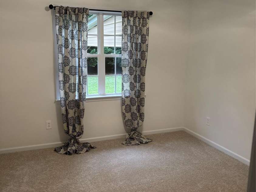 11001 Hampton Drive, Mint Hill, NC 28227.  MLS# CAR4354390, YatesRealty ID 22535. 