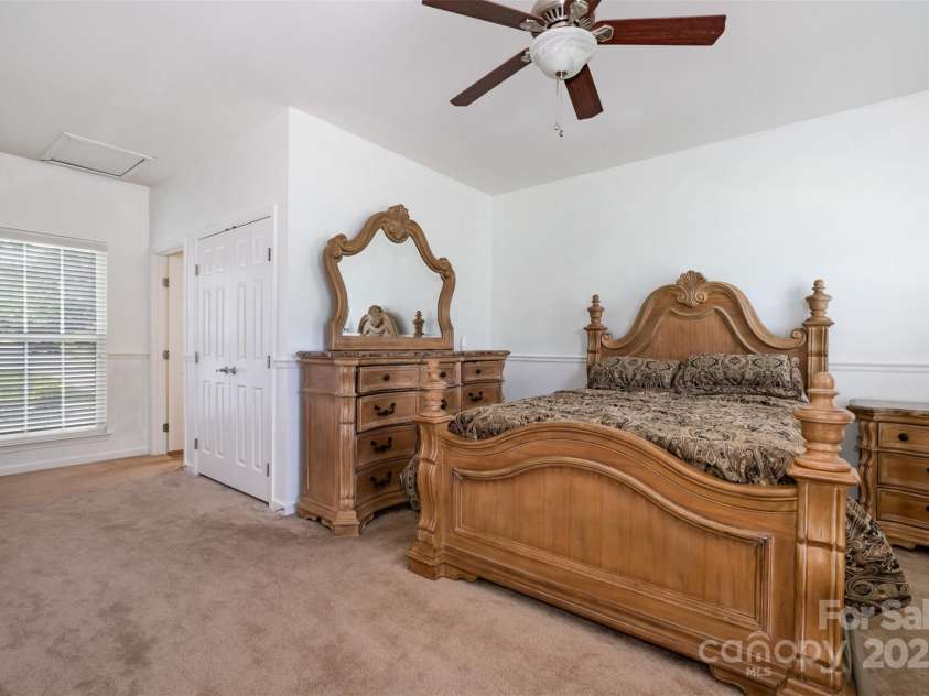 4201 Amber Leigh Way Drive, Charlotte, NC 28269.  MLS# CAR4267404, YatesRealty ID 22535. 