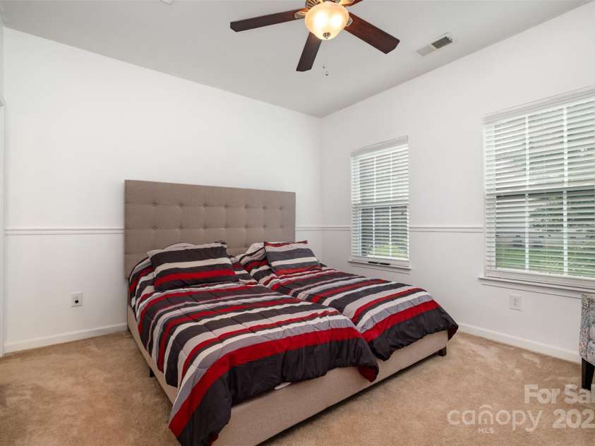 4201 Amber Leigh Way Drive, Charlotte, NC 28269.  MLS# CAR4267404, YatesRealty ID 22535. 