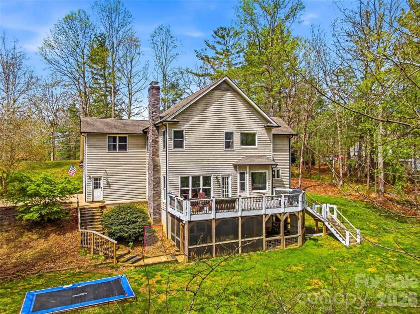 32 Franklin Farm Road, Fletcher, NC 28732.  MLS# CAR4366172, YatesRealty ID 22538. 