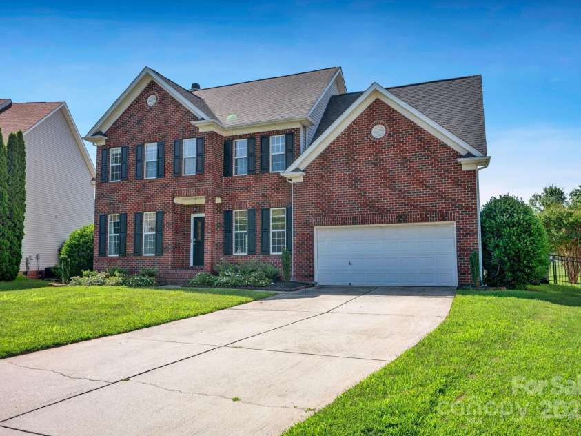 2117 Copperplate Road, Charlotte, NC 28262.  MLS# CAR4273474, YatesRealty ID 22539. 