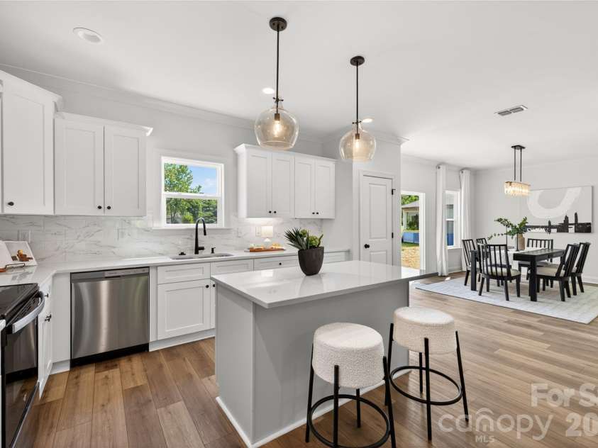 2965 Polk and White Road, Charlotte, NC 28269.  MLS# CAR4369216, YatesRealty ID 22539. 