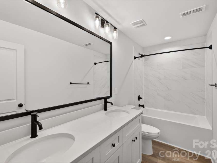 2965 Polk and White Road, Charlotte, NC 28269.  MLS# CAR4369216, YatesRealty ID 22539. 