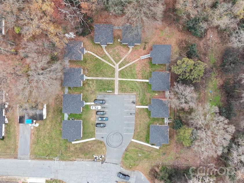 2439 Carmine Street, Charlotte, NC 28206.  MLS# CAR4339889, YatesRealty ID 2254. 