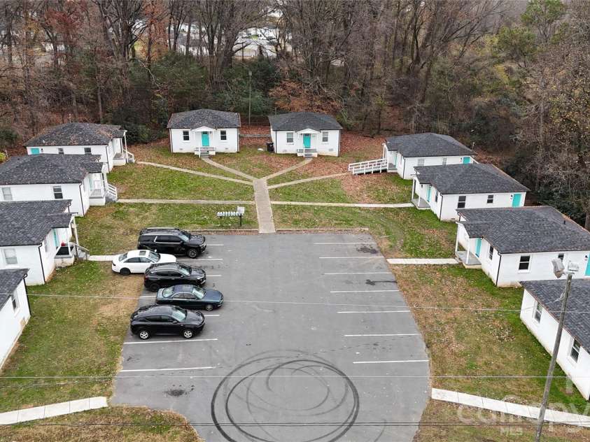 2439 Carmine Street, Charlotte, NC 28206.  MLS# CAR4339889, YatesRealty ID 2254. 