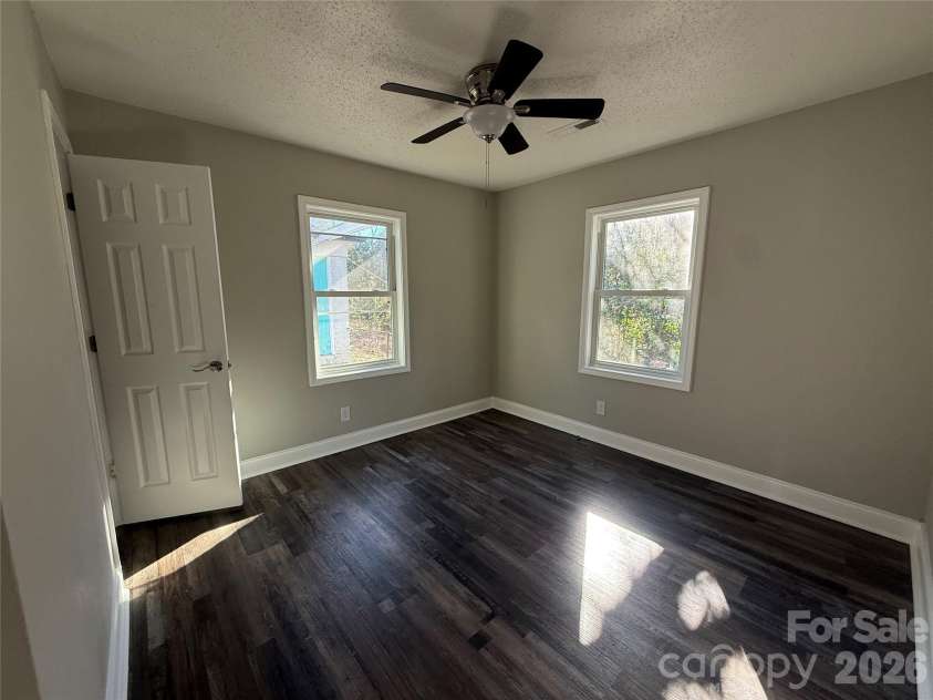 2439 Carmine Street, Charlotte, NC 28206.  MLS# CAR4339889, YatesRealty ID 2254. 
