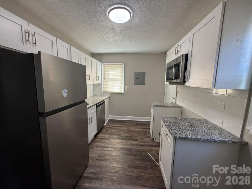 2439 Carmine Street, Charlotte, NC 28206.  MLS# CAR4339889, YatesRealty ID 2254. 