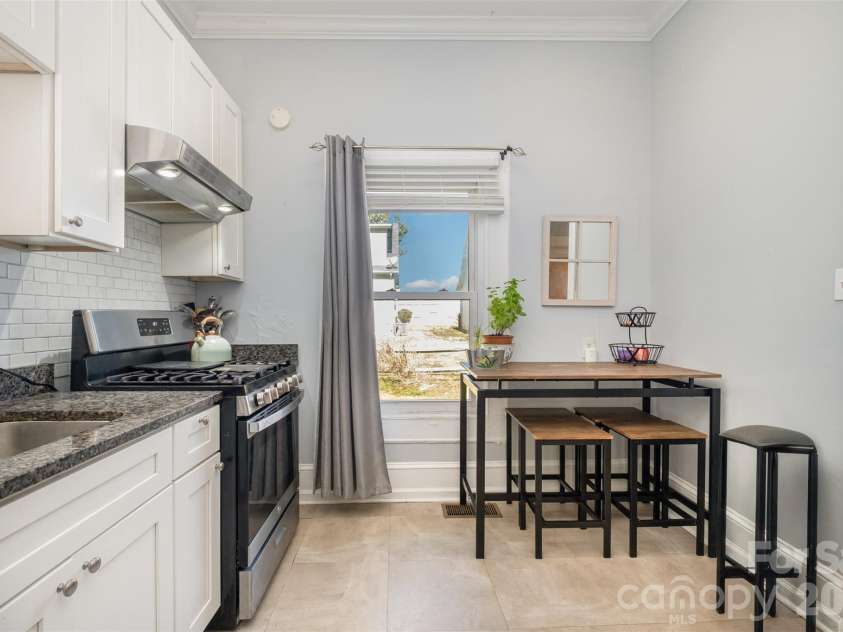 30 Selma Drive, Mooresville, NC 28115.  MLS# CAR4316715, YatesRealty ID 2254. 