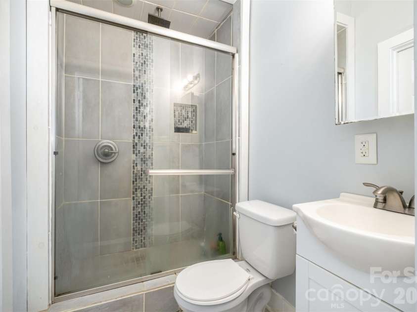 30 Selma Drive, Mooresville, NC 28115.  MLS# CAR4316715, YatesRealty ID 2254. 