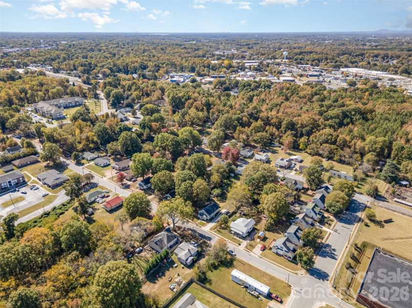 30 Selma Drive, Mooresville, NC 28115.  MLS# CAR4316715, YatesRealty ID 2254. 