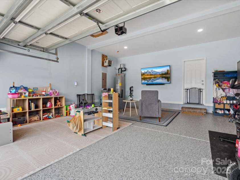 1008 Whipcord Drive, Waxhaw, NC 28173.  MLS# CAR4274218, YatesRealty ID 22540. 