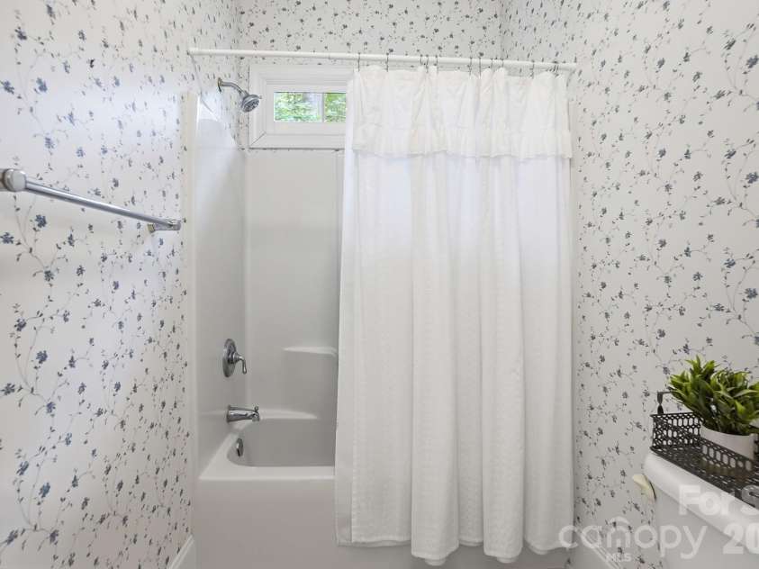 1111 Presson Farms Lane, Monroe, NC 28110.  MLS# CAR4369299, YatesRealty ID 22540. 