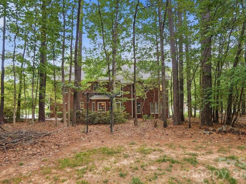 1111 Presson Farms Lane, Monroe, NC 28110.  MLS# CAR4369299, YatesRealty ID 22540. 