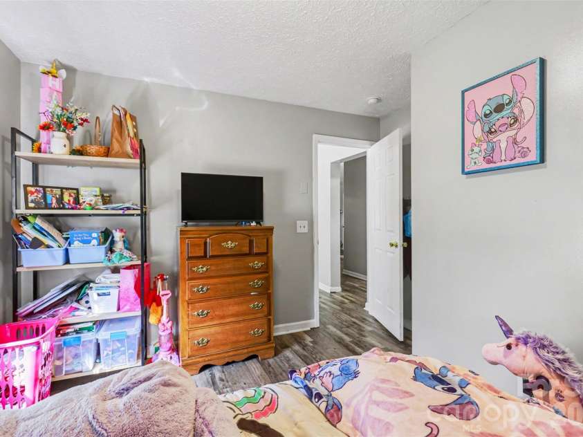 114 State Street, Lincolnton, NC 28092.  MLS# CAR4372154, YatesRealty ID 22544. 