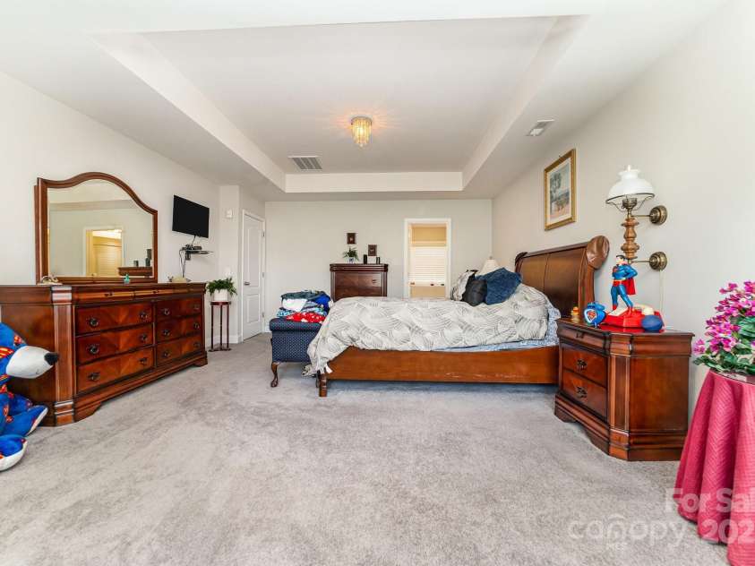 9807 Maywine Circle, Huntersville, NC 28078.  MLS# CAR4273112, YatesRealty ID 22544. 