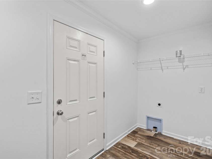 6028 Bridges Street, Catawba, NC 28609.  MLS# CAR4373102, YatesRealty ID 22546. 