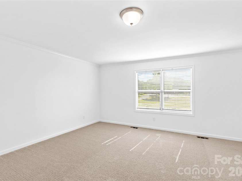 6028 Bridges Street, Catawba, NC 28609.  MLS# CAR4373102, YatesRealty ID 22546. 