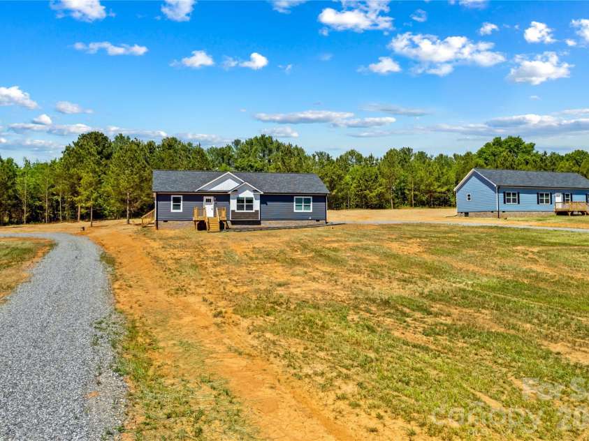 6028 Bridges Street, Catawba, NC 28609.  MLS# CAR4373102, YatesRealty ID 22546. 