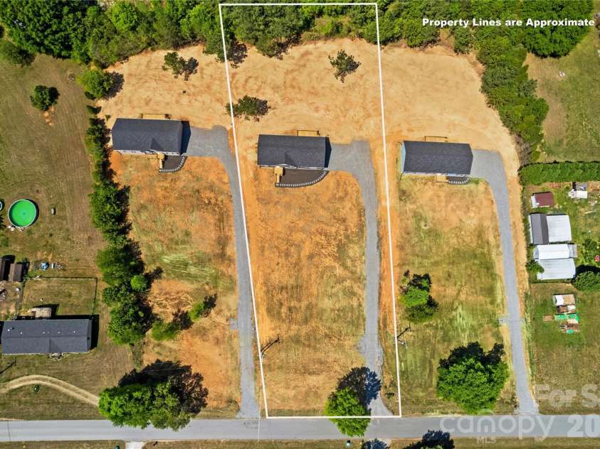 6028 Bridges Street, Catawba, NC 28609.  MLS# CAR4373102, YatesRealty ID 22546. 