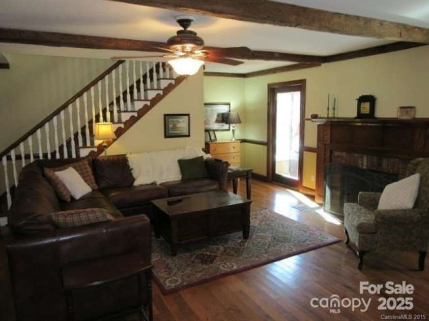 1619 Bellamy Circle, Albemarle, NC 28001.  MLS# CAR4264901, YatesRealty ID 22547. Living Room