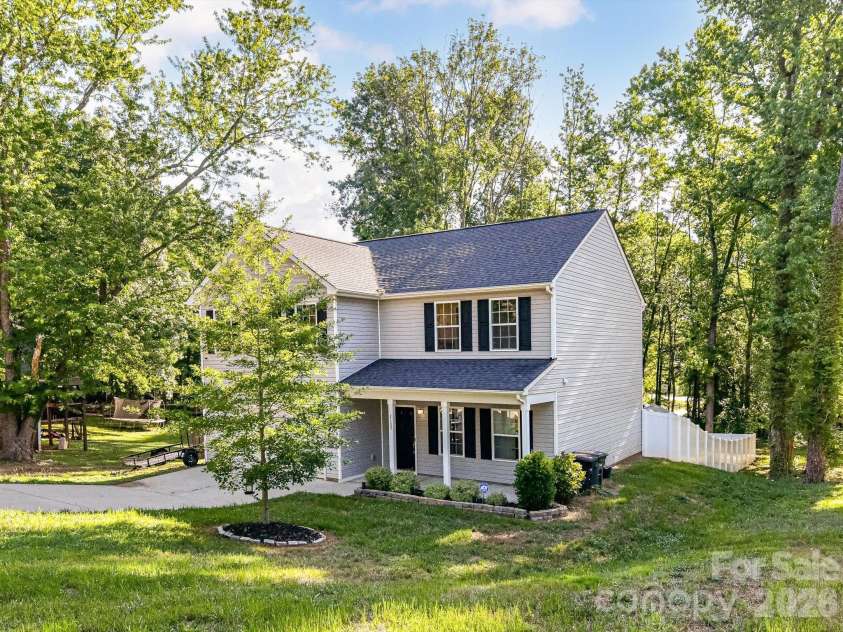 2109 Timber Ridge Road, Monroe, NC 28112.  MLS# CAR4375338, YatesRealty ID 22547. 