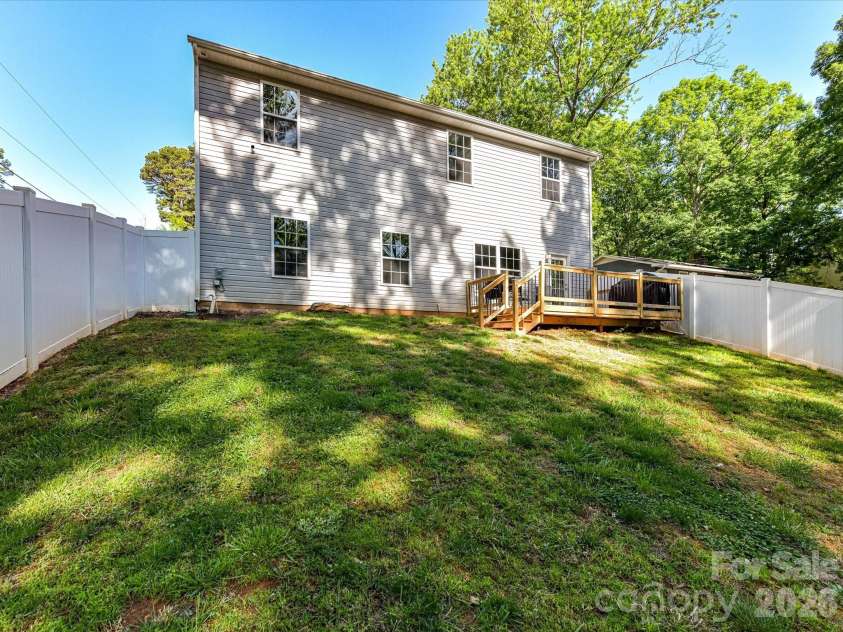 2109 Timber Ridge Road, Monroe, NC 28112.  MLS# CAR4375338, YatesRealty ID 22547. 