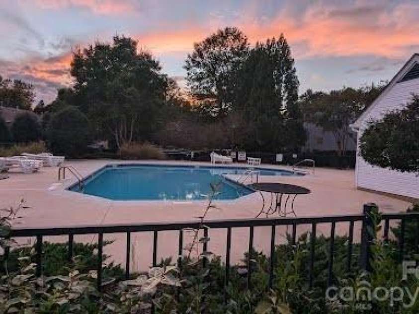 311 Wilkes Place Drive, Fort Mill, SC 29715.  MLS# CAR4402870, YatesRealty ID 22548. 