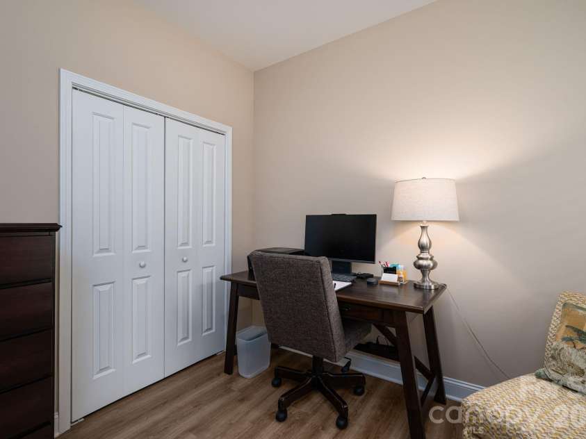 201 T R Harris Drive, Shelby, NC 28150.  MLS# CAR4376451, YatesRealty ID 22549. 