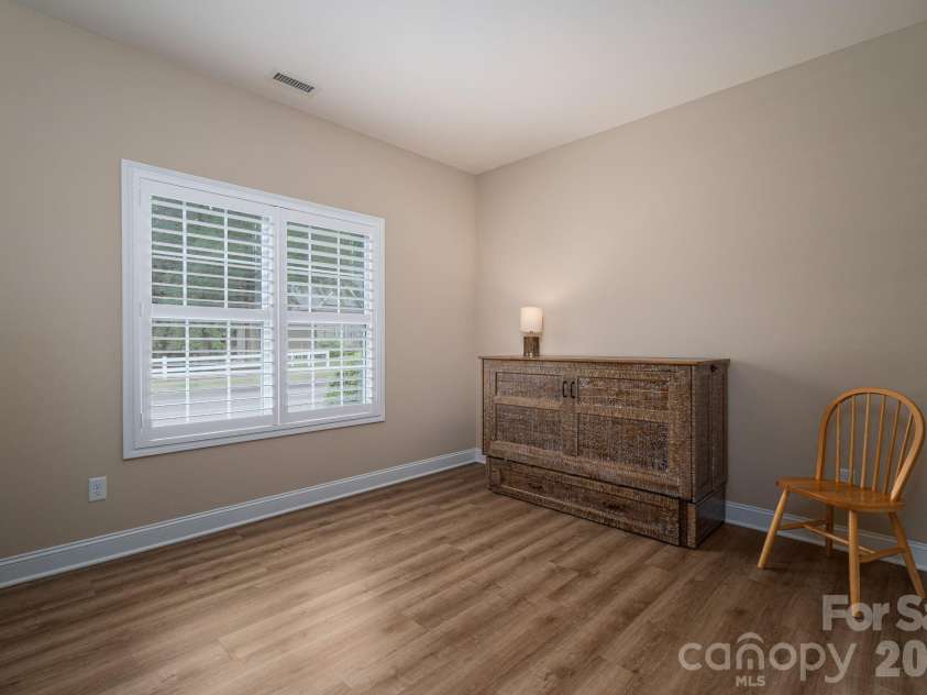 201 T R Harris Drive, Shelby, NC 28150.  MLS# CAR4376451, YatesRealty ID 22549. 
