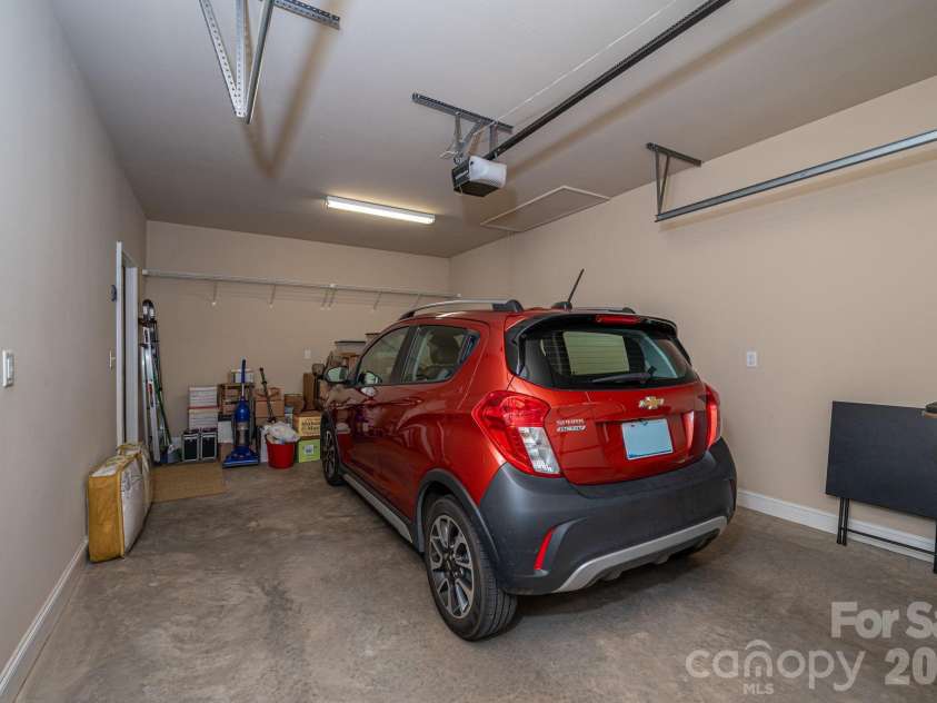 201 T R Harris Drive, Shelby, NC 28150.  MLS# CAR4376451, YatesRealty ID 22549. 