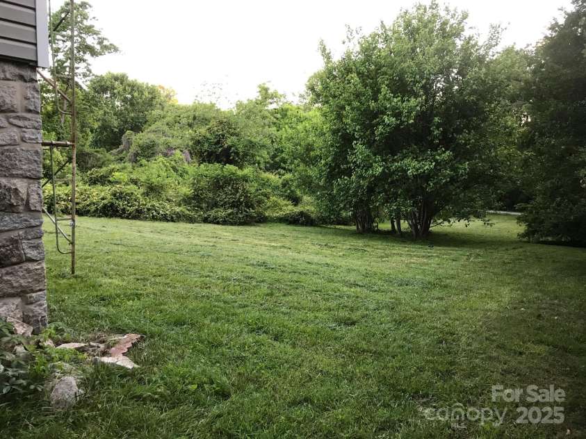 613 5th Street, Spencer, NC 29159.  MLS# CAR4240935, YatesRealty ID 2255. Looking toward street behind - it's a LONG way back