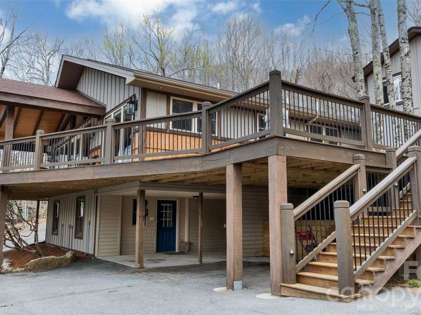 202 Tamarack Road, Beech Mountain, NC 28604.  MLS# CAR4371632, YatesRealty ID 22550. Covered parking