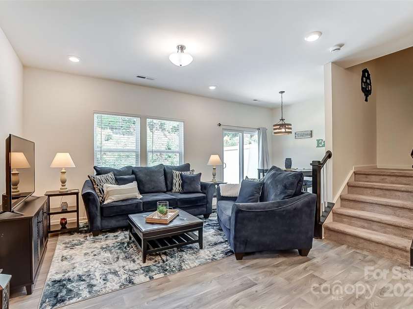 2032 Crooked Oak Lane, York, SC 29745.  MLS# CAR4235659, YatesRealty ID 22551. 