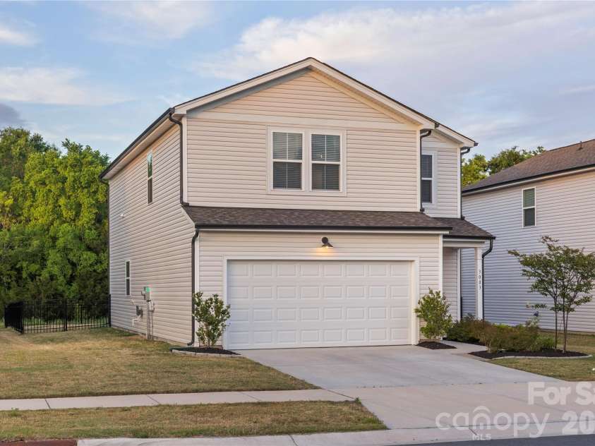 3003 Langhorne Avenue, Concord, NC 28027.  MLS# CAR4376854, YatesRealty ID 22551. 