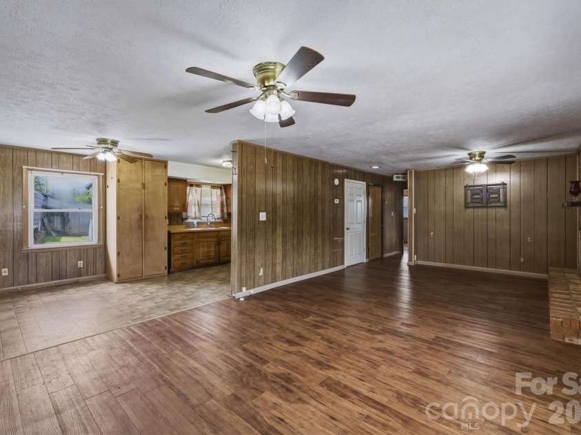930 Enola Road, Morganton, NC 28655.  MLS# CAR4376994, YatesRealty ID 22552. 