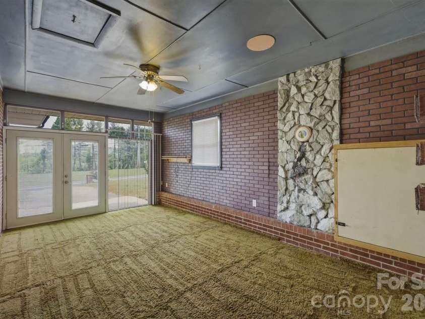 930 Enola Road, Morganton, NC 28655.  MLS# CAR4376994, YatesRealty ID 22552. 