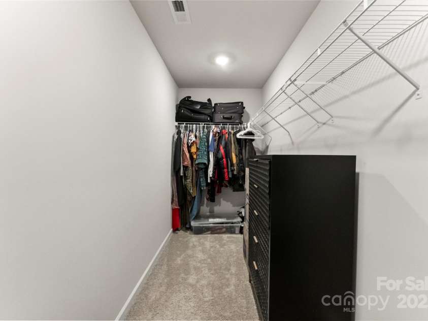 423 Wescott Street, Indian Trail, NC 28079.  MLS# CAR4241109, YatesRealty ID 22553. Huge Primary Walk In Closet