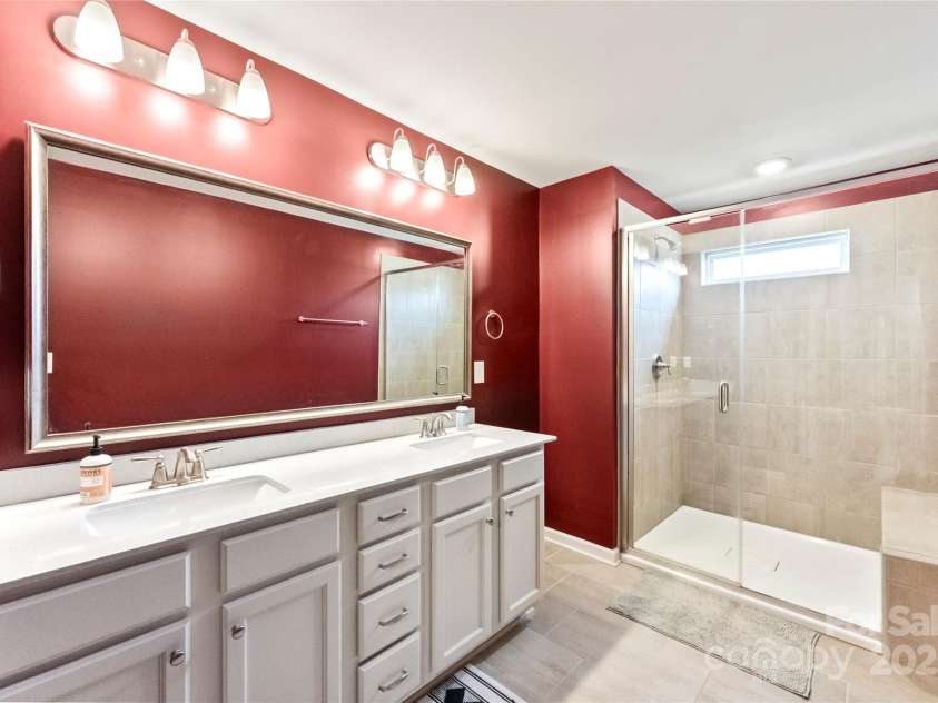 423 Wescott Street, Indian Trail, NC 28079.  MLS# CAR4241109, YatesRealty ID 22553. Primary Bathroom 2nd Floor