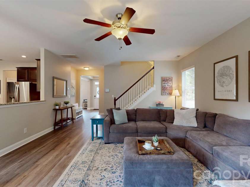 7909 Prescott Glen Parkway, Waxhaw, NC 28173.  MLS# CAR4377766, YatesRealty ID 22553. 