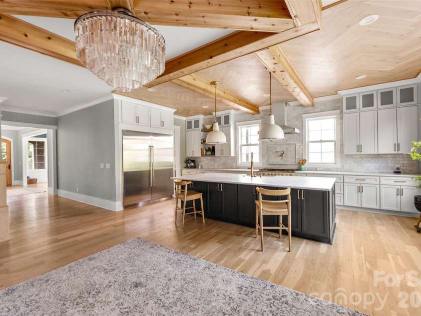 1512 Parson Street, Charlotte, NC 28205.  MLS# CAR4377788, YatesRealty ID 22554. 