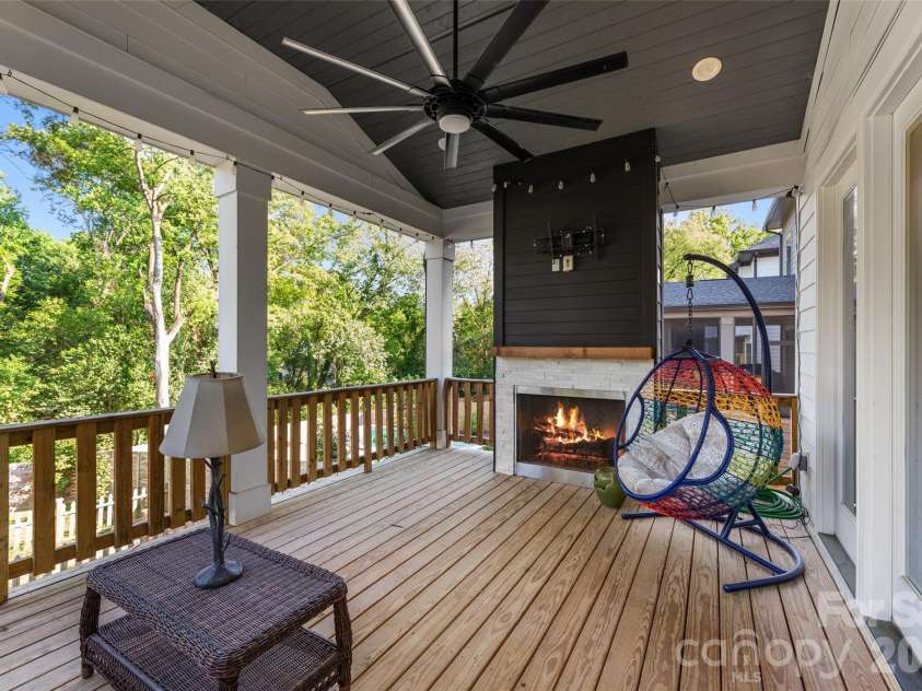 1512 Parson Street, Charlotte, NC 28205.  MLS# CAR4377788, YatesRealty ID 22554. 