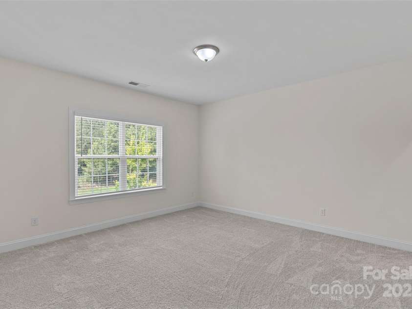 2185 Loire Valley Drive, Fort Mill, SC 29707.  MLS# CAR4291399, YatesRealty ID 22555. 5th Bedroom