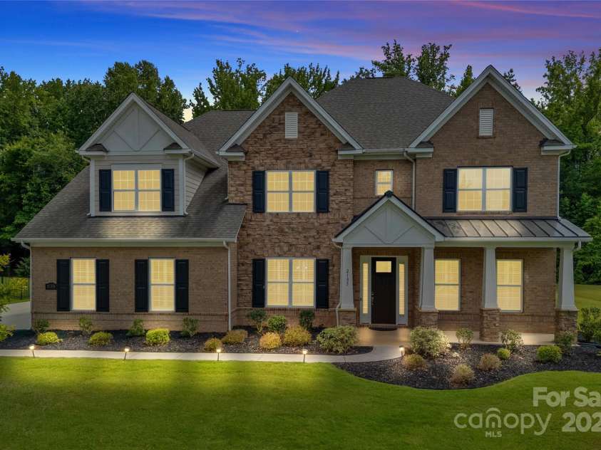 2185 Loire Valley Drive, Fort Mill, SC 29707.  MLS# CAR4291399, YatesRealty ID 22555. 