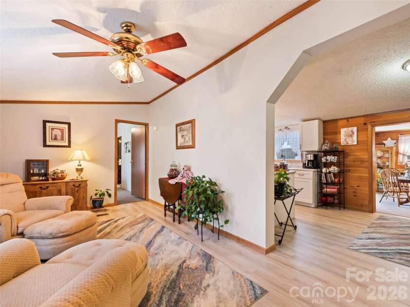 136 Peaceful Valley Drive, Leicester, NC 28748.  MLS# CAR4378331, YatesRealty ID 22556. 