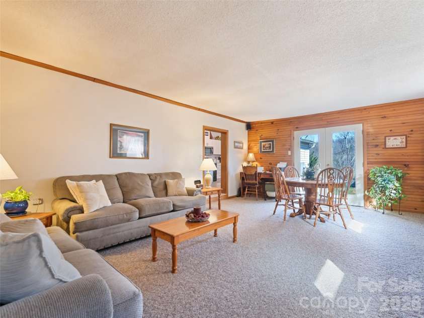 136 Peaceful Valley Drive, Leicester, NC 28748.  MLS# CAR4378331, YatesRealty ID 22556. 
