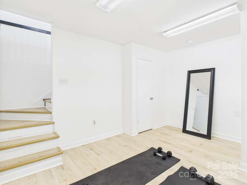 4905 Chestnut Lake Drive, Charlotte, NC 28227.  MLS# CAR4263898, YatesRealty ID 22556. Basement